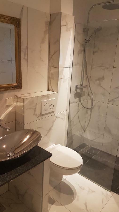 Seahouse H.A.W.K. Apartment Pisak Bagian luar foto