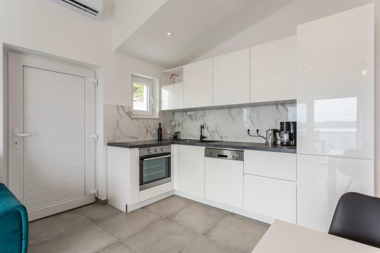 Seahouse H.A.W.K. Apartment Pisak Bagian luar foto
